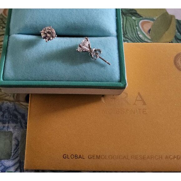 CERTIFIED Moissanite Diamond 2Ct. Round & Halo Design Stud Earrings - Picture 3 of 9